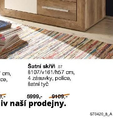 Šatní skříň 07