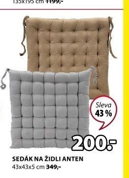 SEDÁK NA ŽIDLI ANTEN