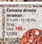 Červený drcený mramor