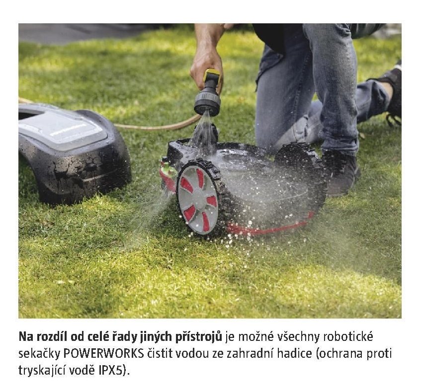 Robotická sekačka POWERWORKS (čištění)