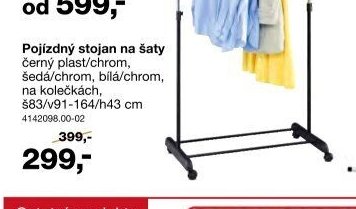 Pojízdný stojan na šaty