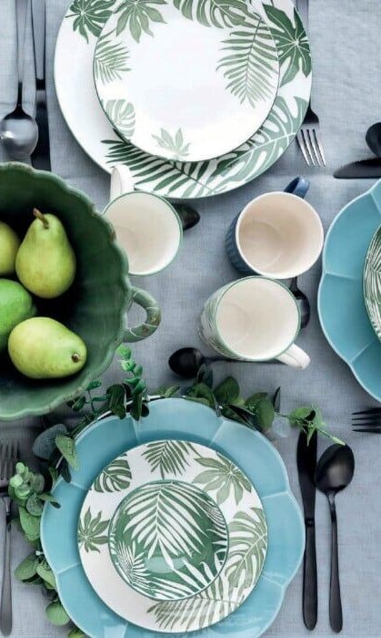 Tyrkysové talíře ze servisu Nizza (24 ks), porcelán