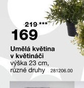 Umělá květina v květináči