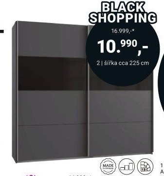 Šatní skříň, šířka cca 225 cm